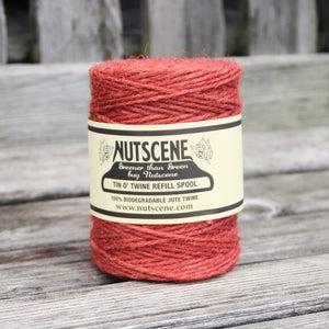 NUTSCENE　麻ひもリフィルスプール（赤）- Tin twine refill red